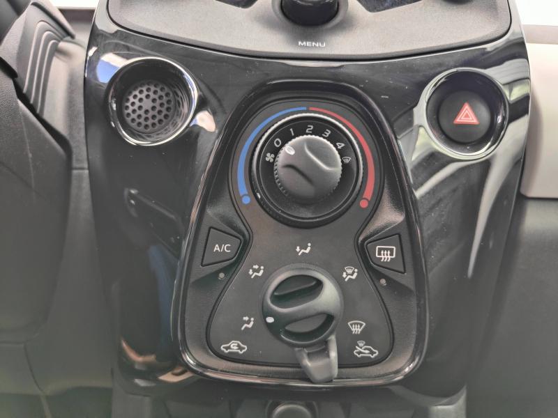 PEUGEOT 108 1.0 VTi Style 5p Renault-Sommières