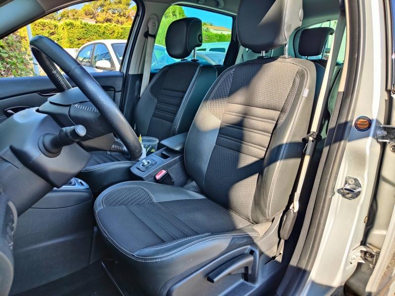 RENAULT Scenic 1.2 TCe 130ch energy Bose Euro6 2015 Renault-Sommières