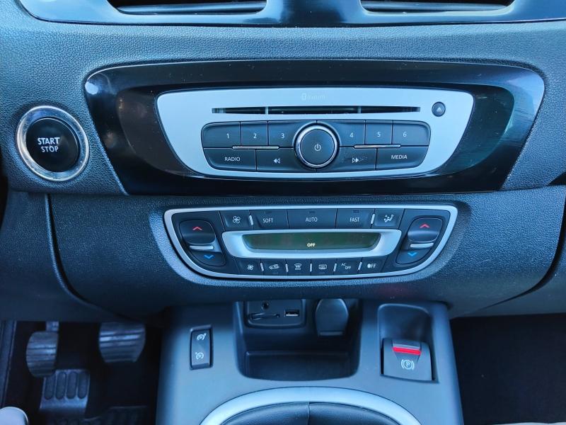 RENAULT Scenic 1.2 TCe 130ch energy Bose Euro6 2015 Renault-Sommières