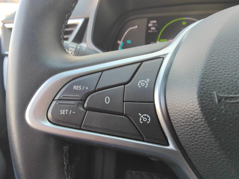 RENAULT Clio 1.6 E-Tech hybride 140ch Limited -21N Renault-Sommières