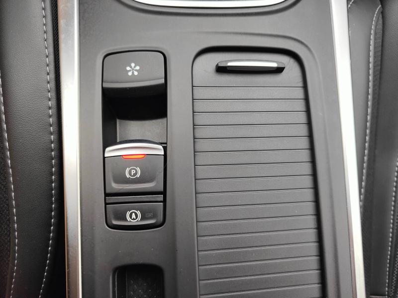 RENAULT Megane Estate 1.3 TCe 140ch Techno EDC -23 Renault-Sommières