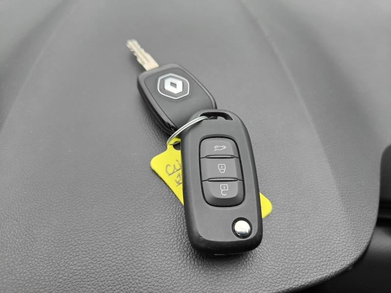 RENAULT Clio 1.6 E-Tech hybride 145ch Equilibre Renault-Sommières