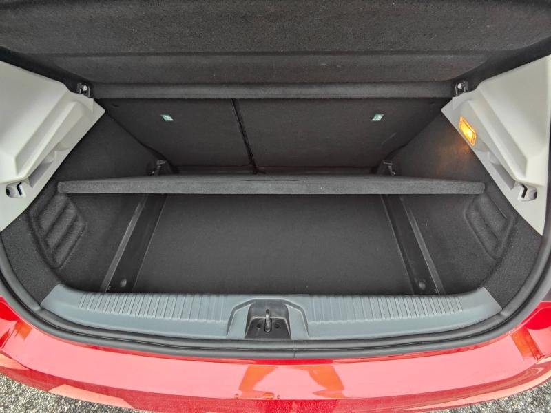 RENAULT Clio 1.0 TCe 100ch Intens - 20 Renault-Sommières