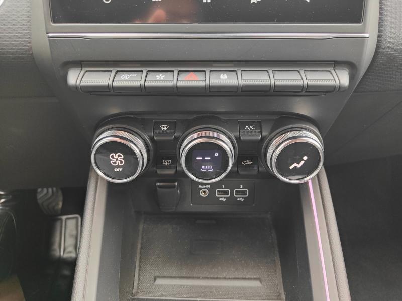 RENAULT Clio 1.0 TCe 100ch Intens - 20 Renault-Sommières