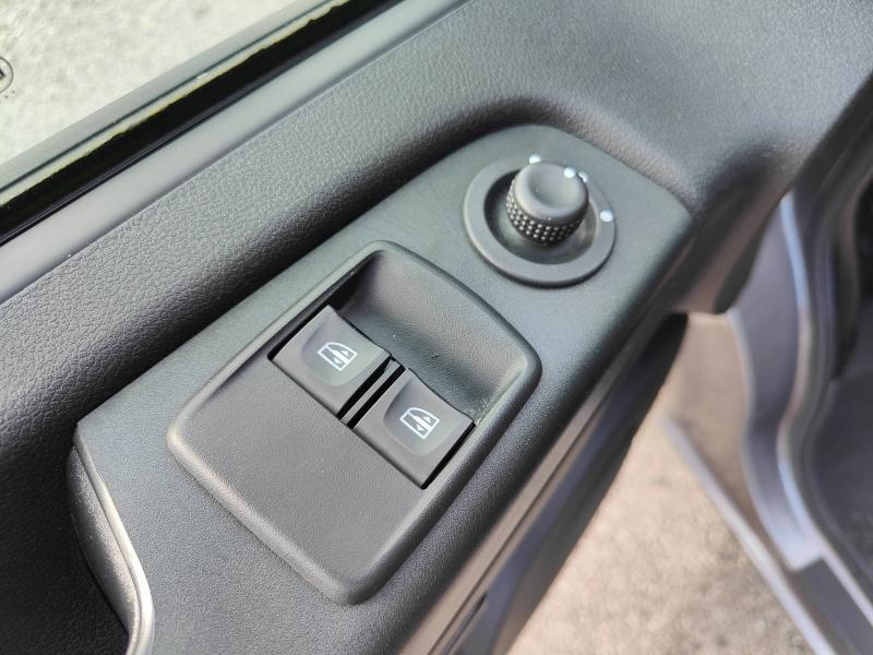 RENAULT Trafic Combi L2 2.0 dCi 120ch S&S Zen 9 places Renault-Sommières