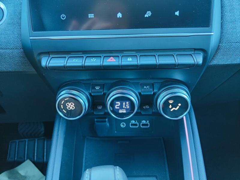 RENAULT Clio 1.6 E-Tech 145ch full hybrid Techno - 24 Renault-Sommières