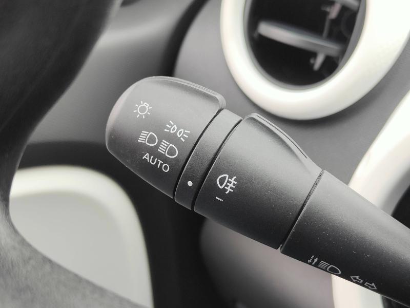 RENAULT Twingo 1.0 SCe 65ch Equilibre Renault-Sommières