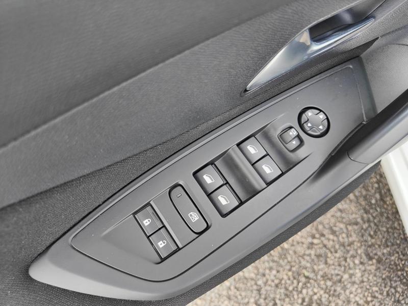 PEUGEOT 308 1.5 BlueHDi 130ch S&S Active Pack Renault-Sommières