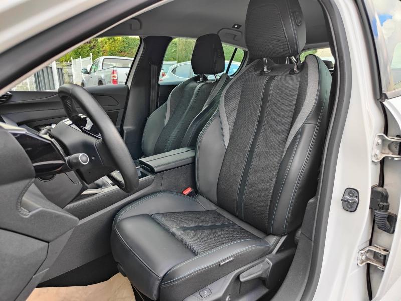 PEUGEOT 308 1.5 BlueHDi 130ch S&S Active Pack Renault-Sommières