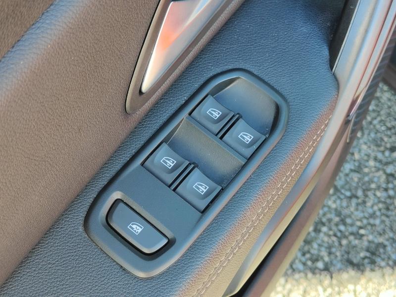 DACIA Duster 1.0 ECO-G 100ch Prestige + 4x2 Renault-Sommières