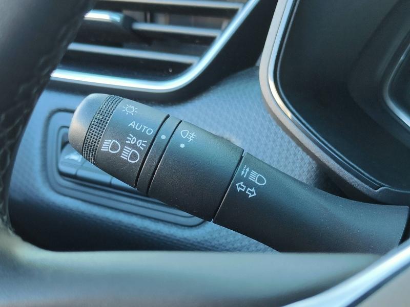 RENAULT Clio 1.6 E-Tech hybride 140ch Business -21N Renault-Sommières