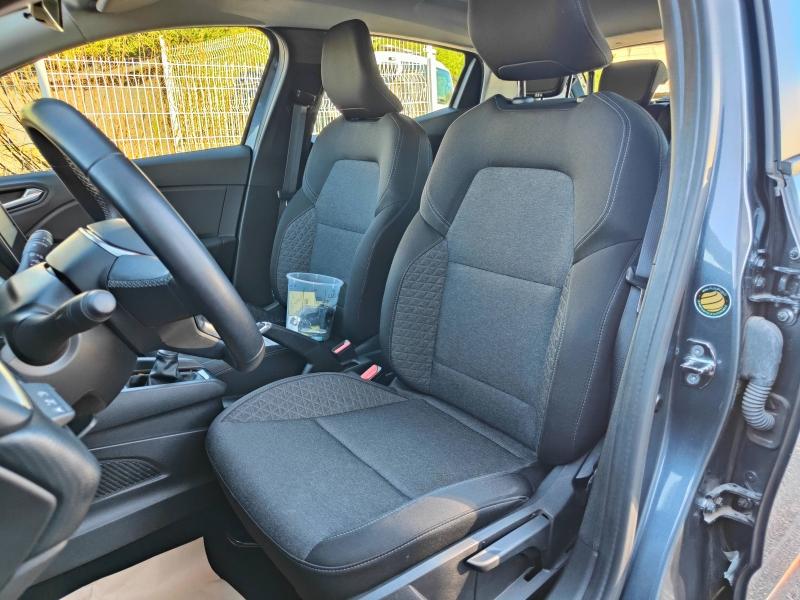RENAULT Clio 1.0 TCe 90ch Business -21N Renault-Sommières