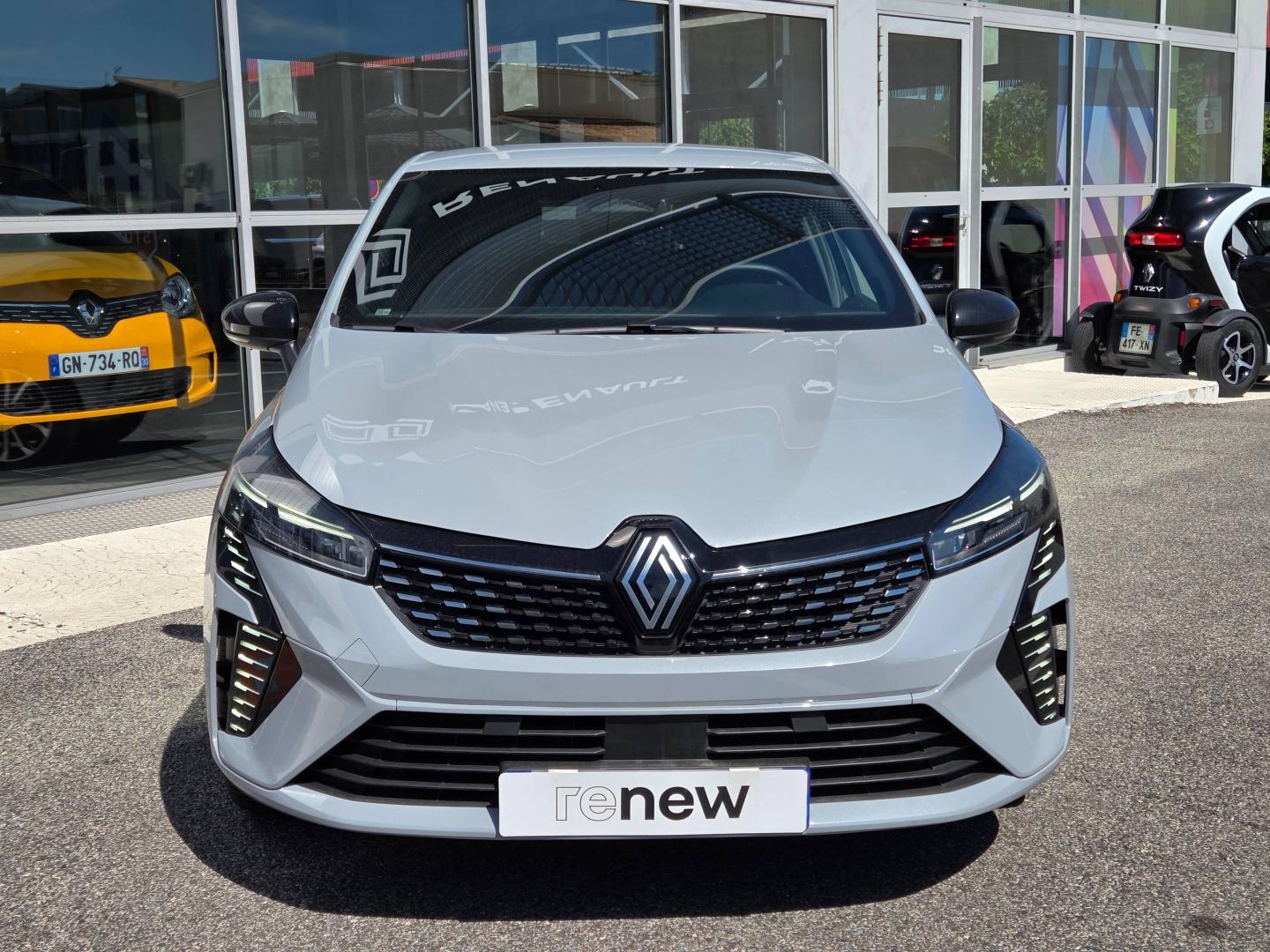 RENAULT Clio 1.6 E-Tech 145ch full hybrid Techno - 25 Renault-Sommières