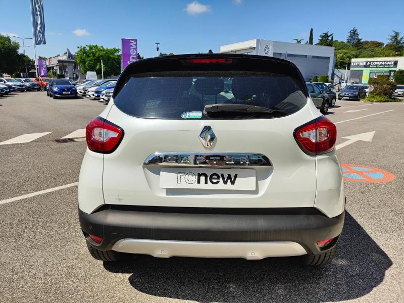 RENAULT Captur 1.2 TCe 120ch Stop&Start energy Wave Euro6 2016 Renault-Sommières
