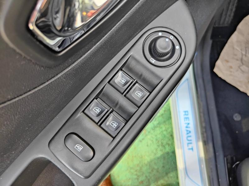 RENAULT Captur 1.2 TCe 120ch Stop&Start energy Wave Euro6 2016 Renault-Sommières