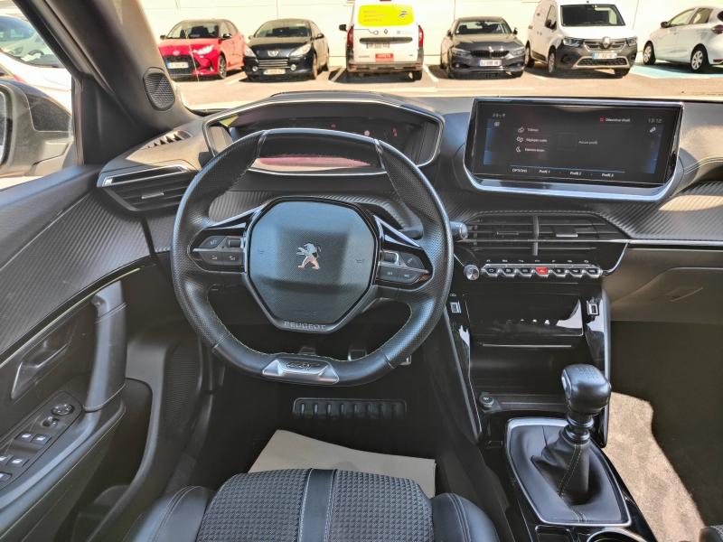 PEUGEOT 2008 1.2 PureTech 130ch S&S GT Line 7cv Renault-Sommières