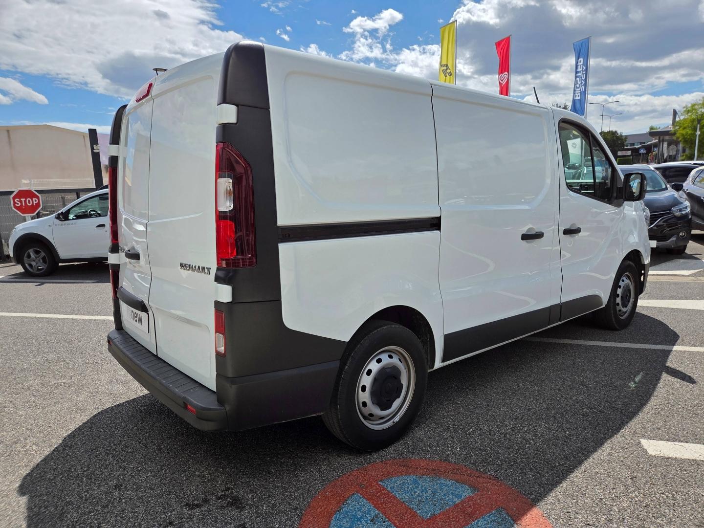 RENAULT Trafic Fg L1H1 3T 2.0 Blue dCi 130ch Grand Confort E6E Renault-Sommières