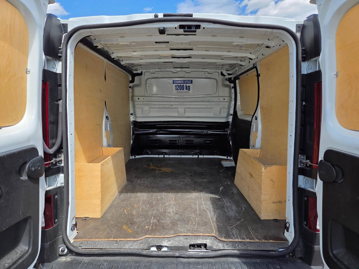RENAULT Trafic Fg L1H1 3T 2.0 Blue dCi 130ch Grand Confort E6E Renault-Sommières
