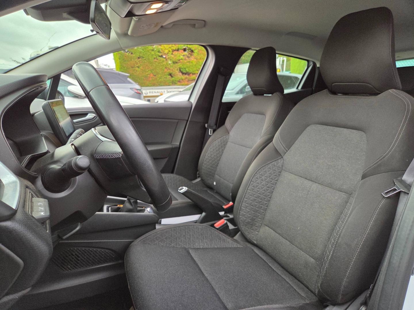 RENAULT Clio 1.0 TCe 90ch Equilibre Renault-Sommières