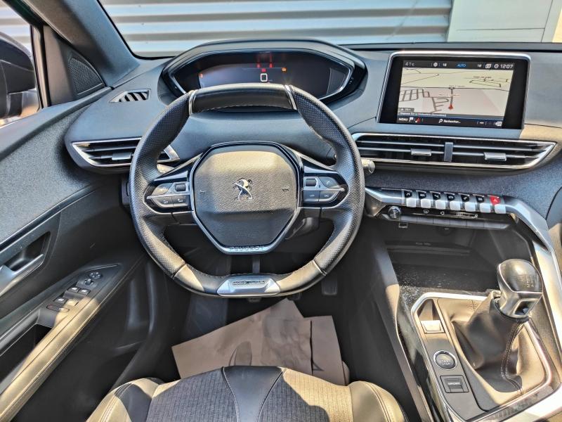 PEUGEOT 3008 1.2 PureTech 130ch S&S GT Line Renault-Sommières