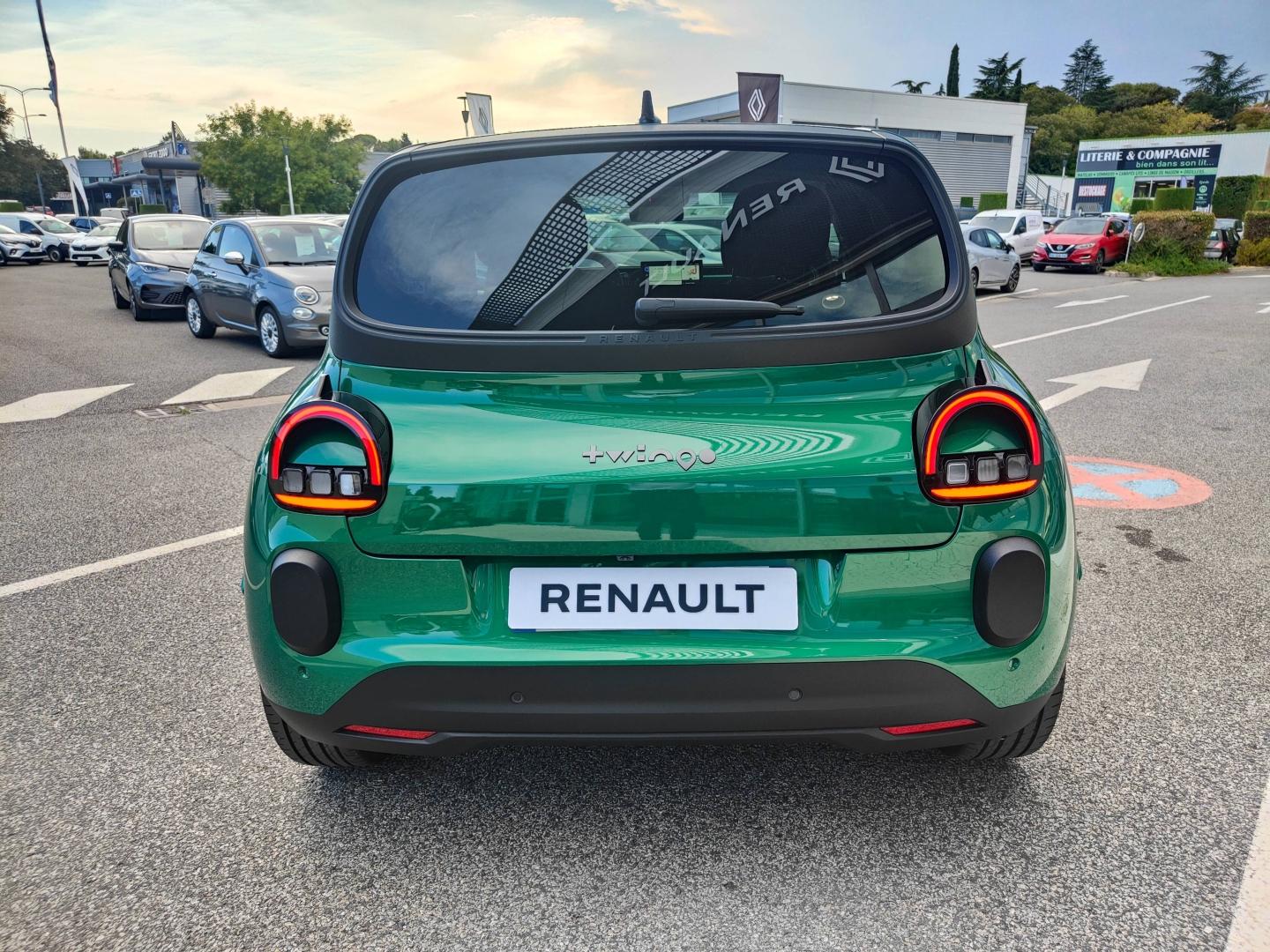 RENAULT Twingo E-Tech Electrique 80ch 27,5kWh Techno autonomie urbaine Renault-Sommières