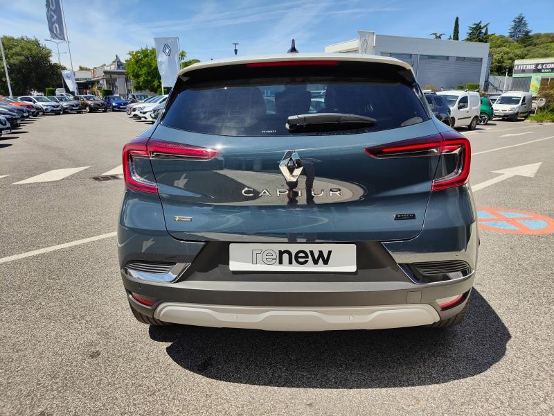 RENAULT Captur 1.6 E-Tech hybride 145ch Techno Renault-Sommières