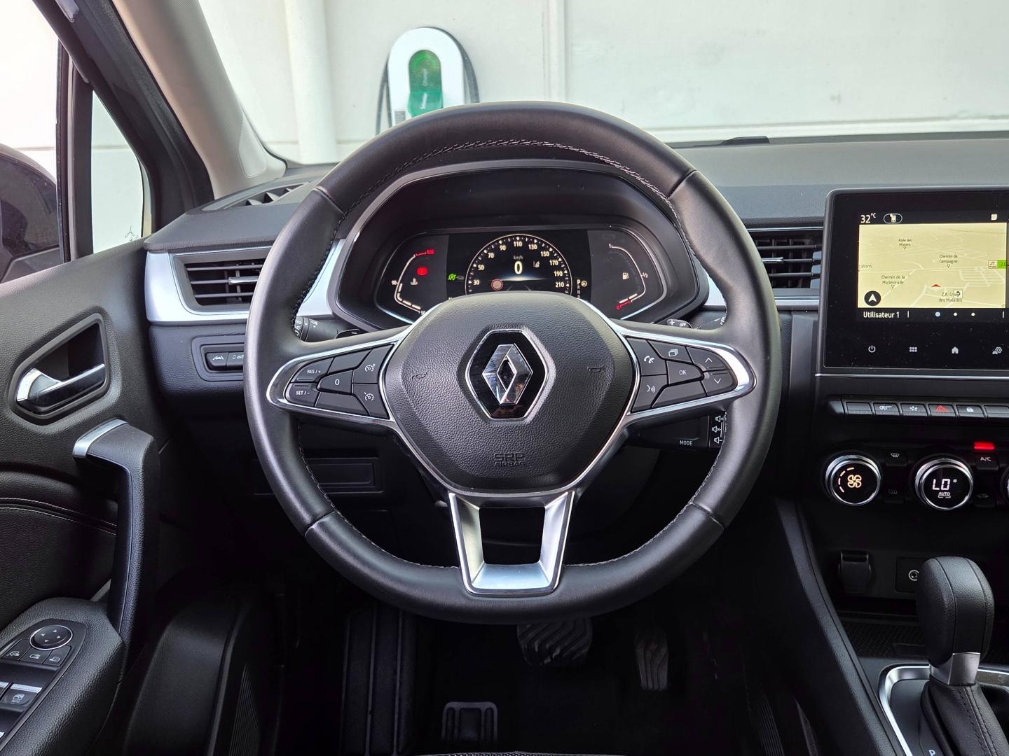RENAULT Captur 1.3 TCe mild hybrid 160ch Techno EDC Renault-Sommières