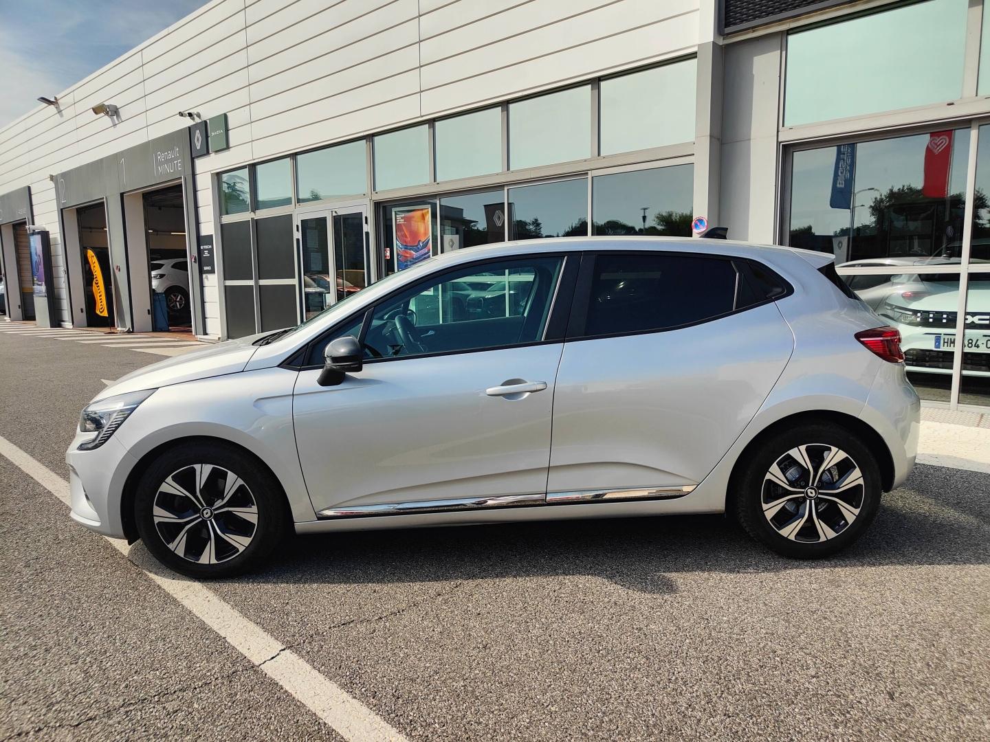 RENAULT Clio 1.5 Blue dCi 100ch Evolution Renault-Sommières