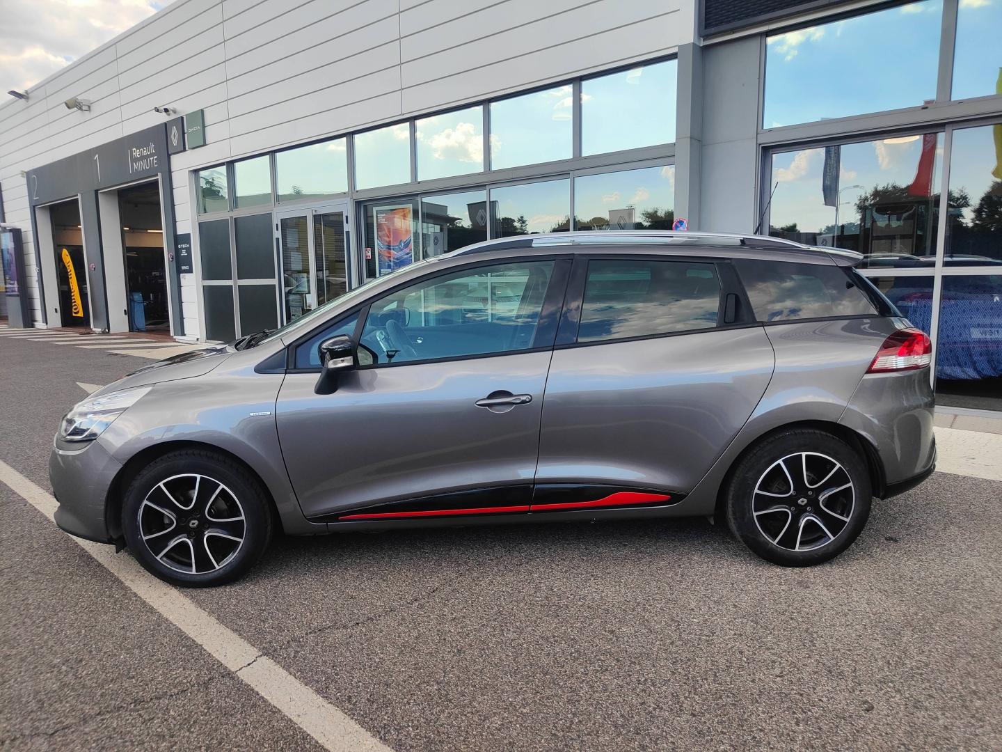 RENAULT Clio Estate 0.9 TCe 90ch energy Limited Euro6 2015 Renault-Sommières