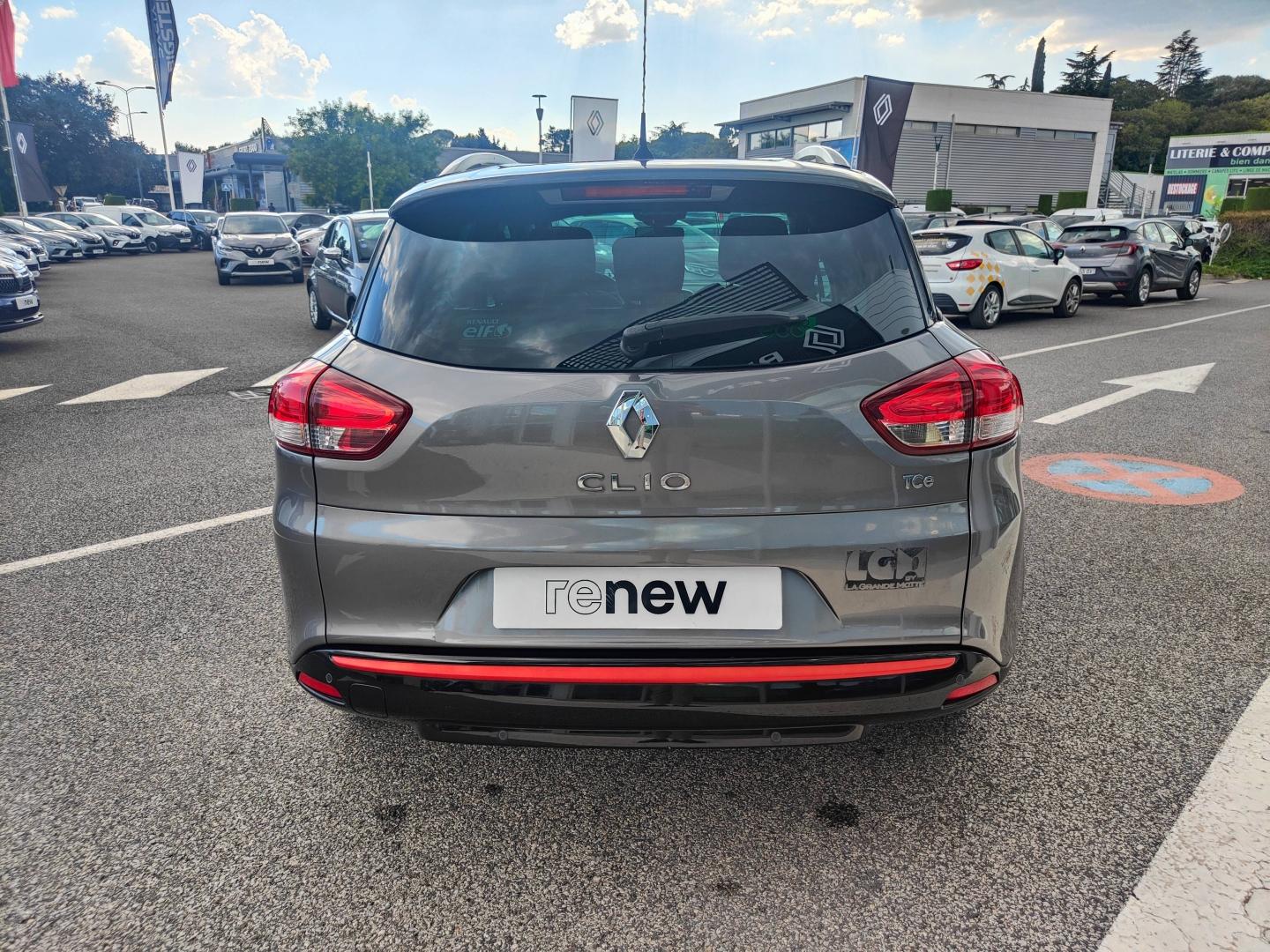 RENAULT Clio Estate 0.9 TCe 90ch energy Limited Euro6 2015 Renault-Sommières