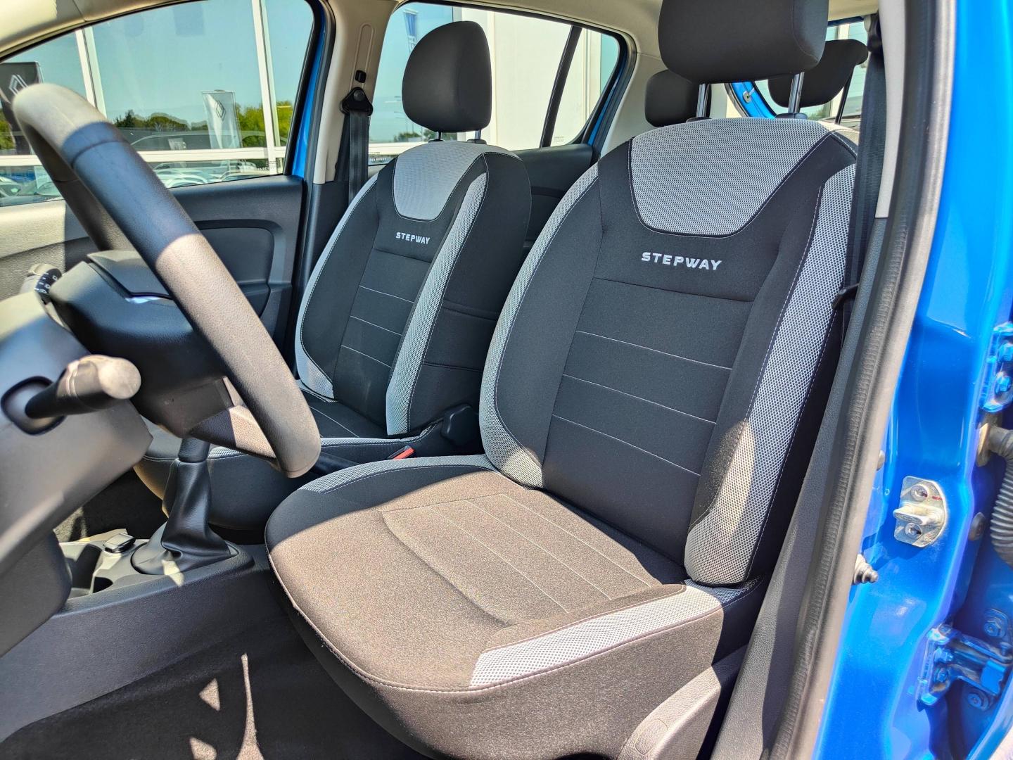 DACIA Sandero 1.0 SCe 75ch Urban Stepway - 20 Renault-Sommières