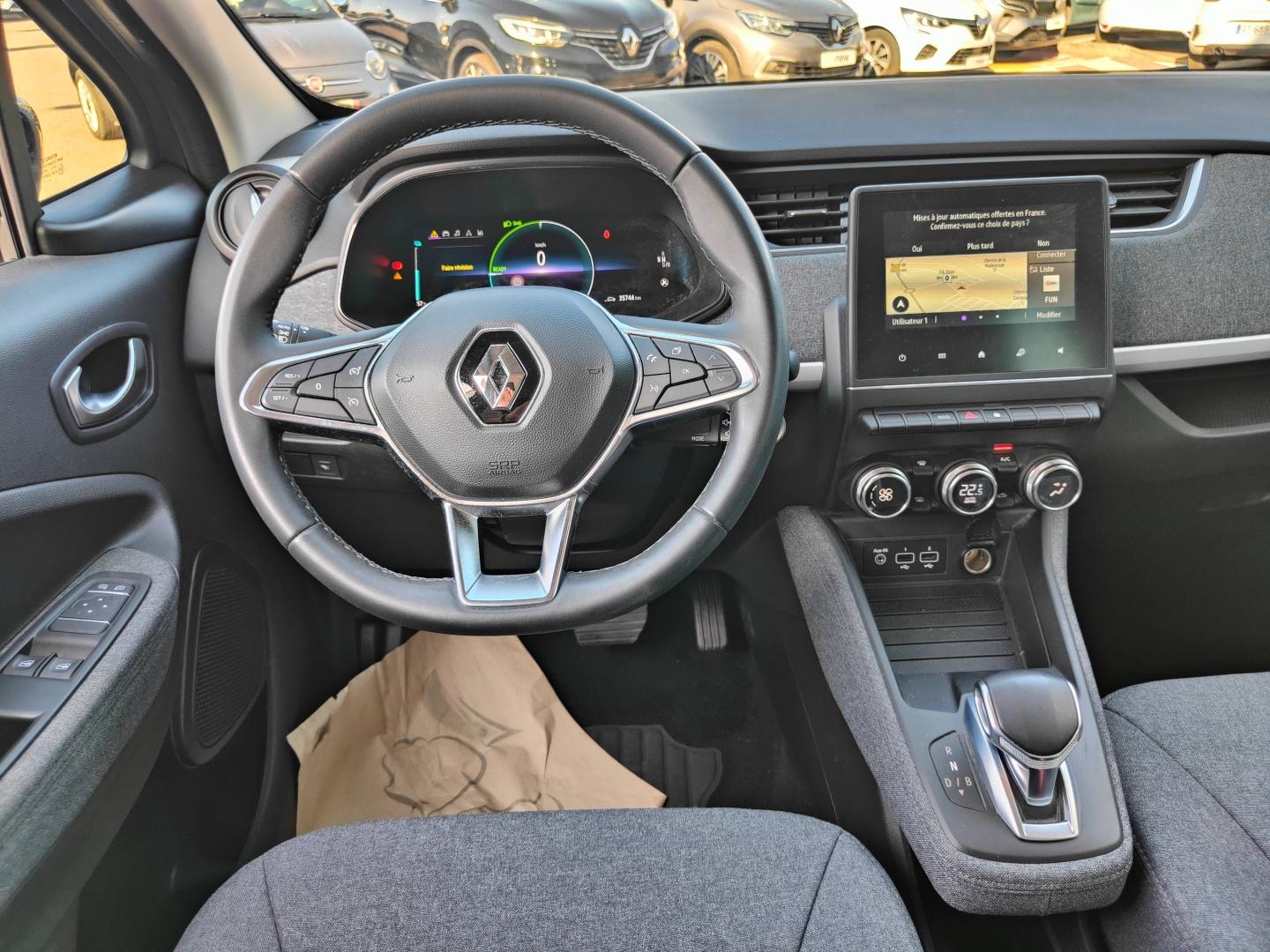RENAULT Zoe E-Tech Evolution charge normale R110 Achat Intégral - MY22 Renault-Sommières
