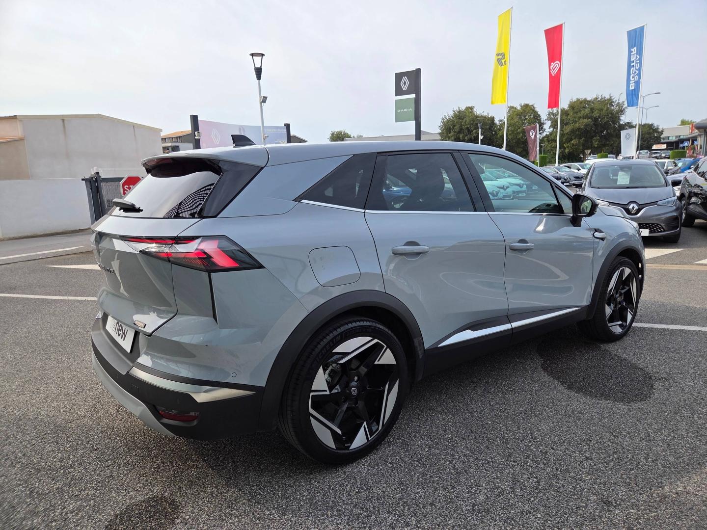 RENAULT Symbioz 1.6 E-Tech full hybrid 145ch Iconic Renault-Sommières