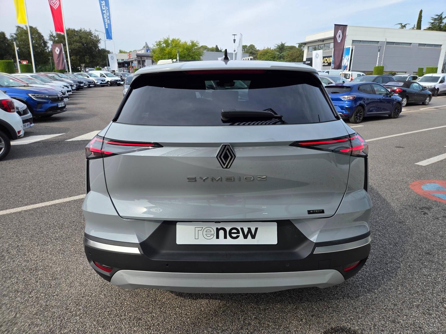 RENAULT Symbioz 1.6 E-Tech full hybrid 145ch Iconic Renault-Sommières