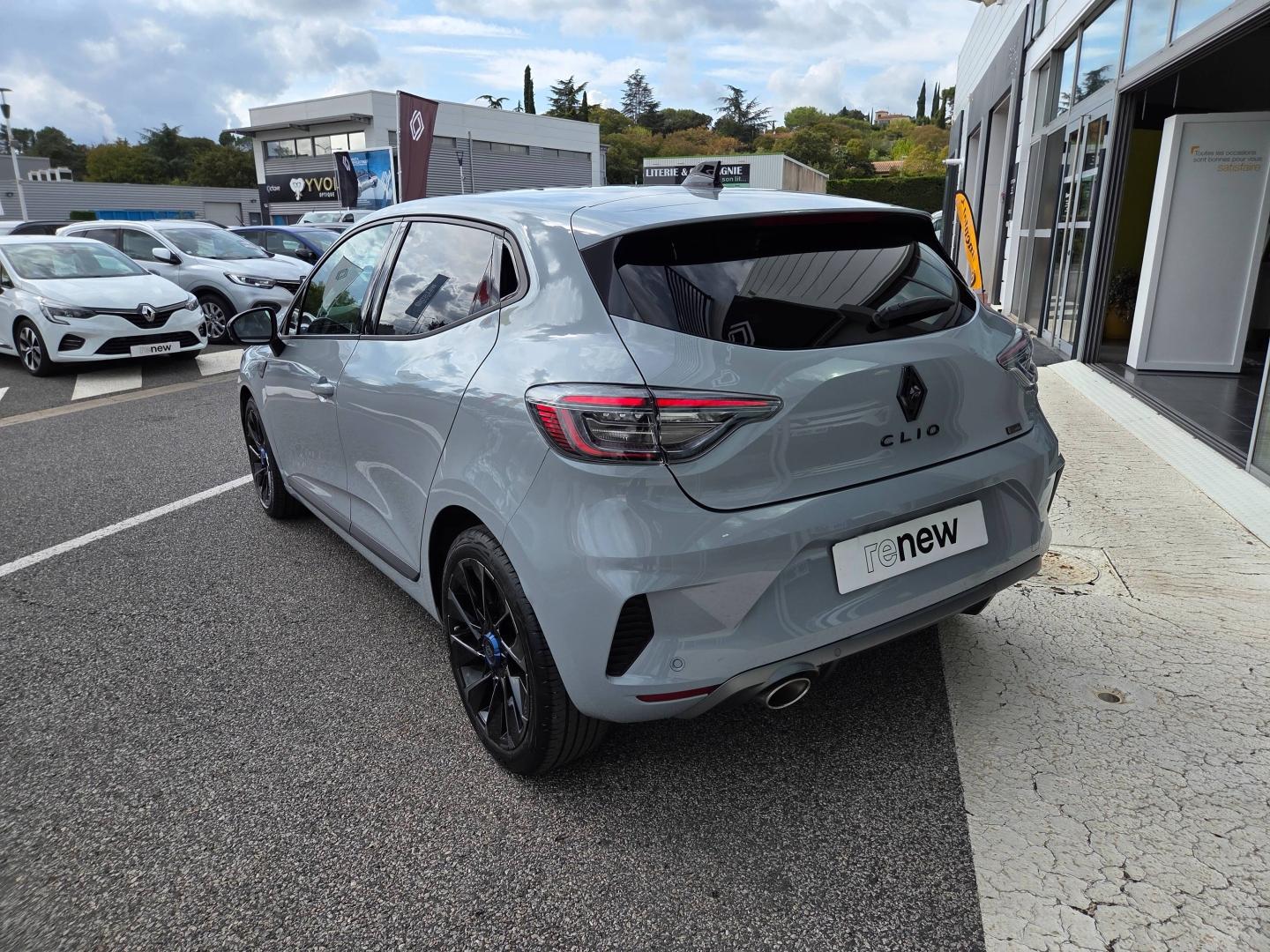 RENAULT Clio 1.0 TCe 90ch esprit Alpine - 25 Renault-Sommières