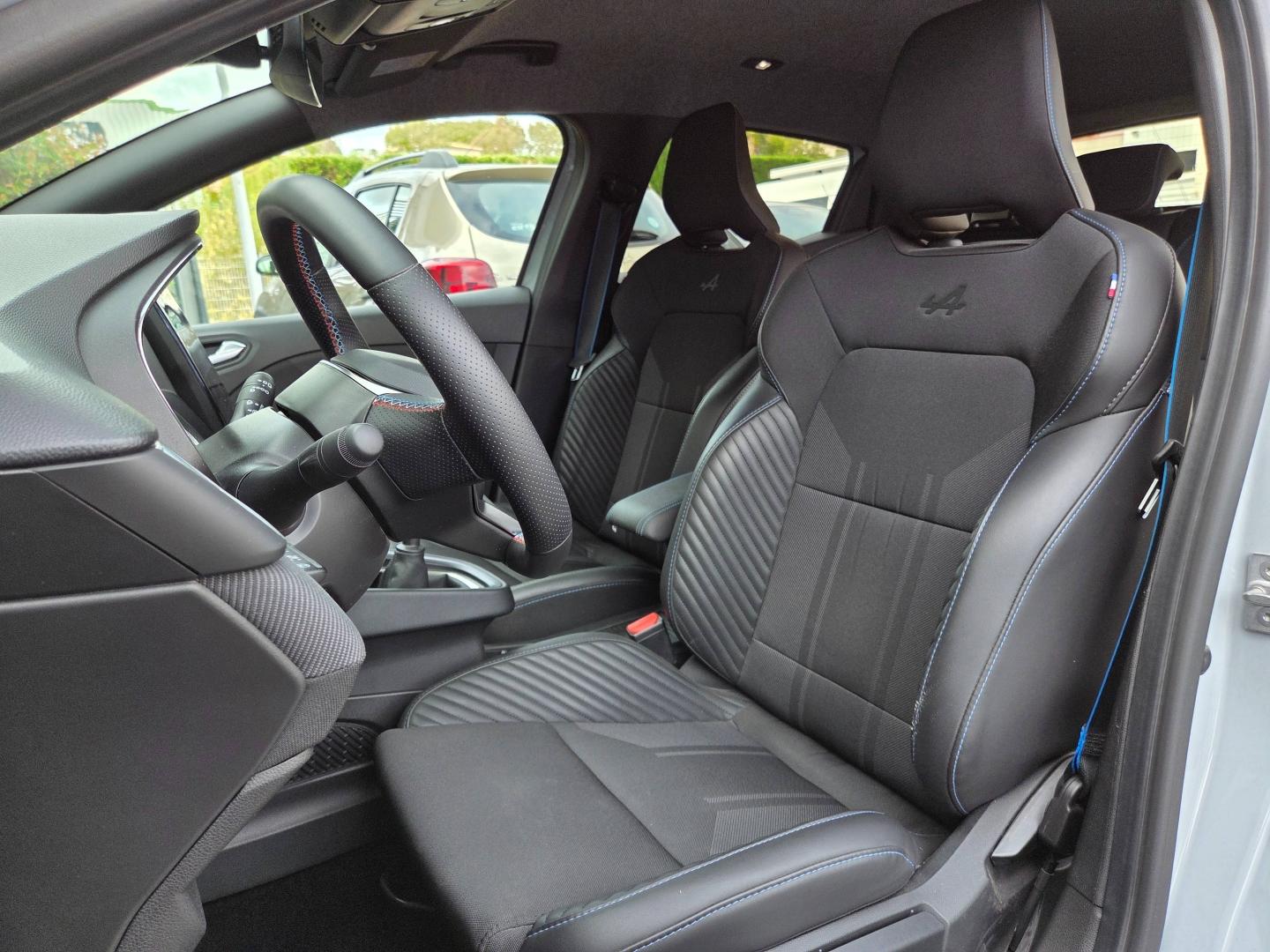 RENAULT Clio 1.0 TCe 90ch esprit Alpine - 25 Renault-Sommières