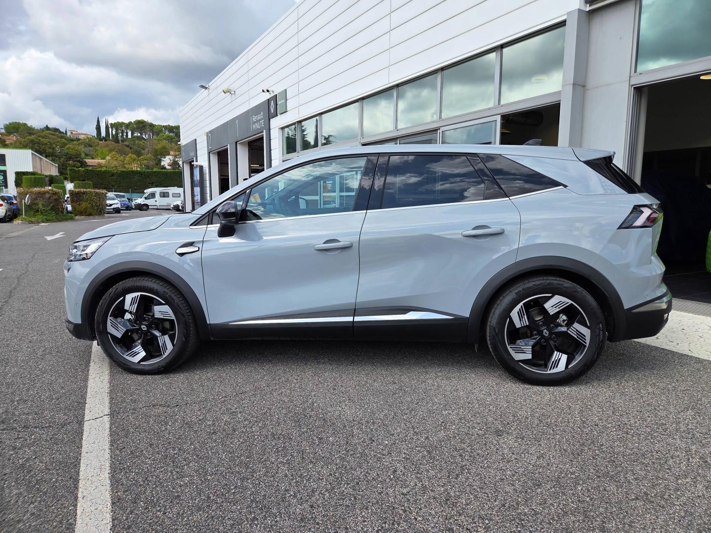 RENAULT Symbioz 1.8 E-Tech full hybrid 160ch Techno - 25 Renault-Sommières