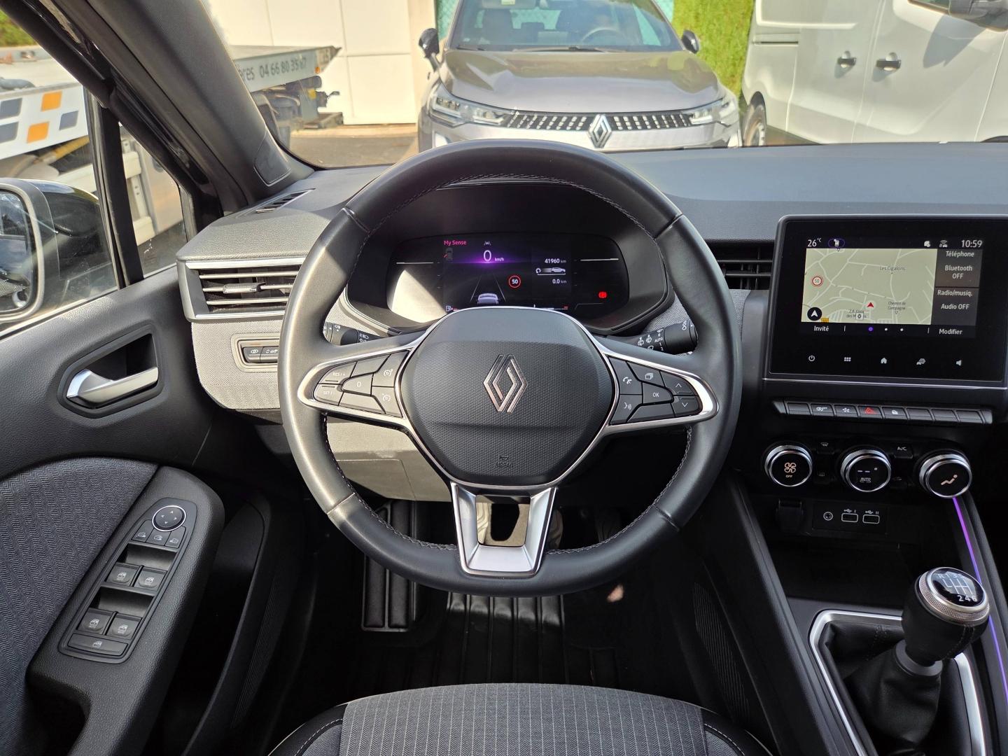 RENAULT Clio 1.0 TCe 90ch Techno - 25 Renault-Sommières