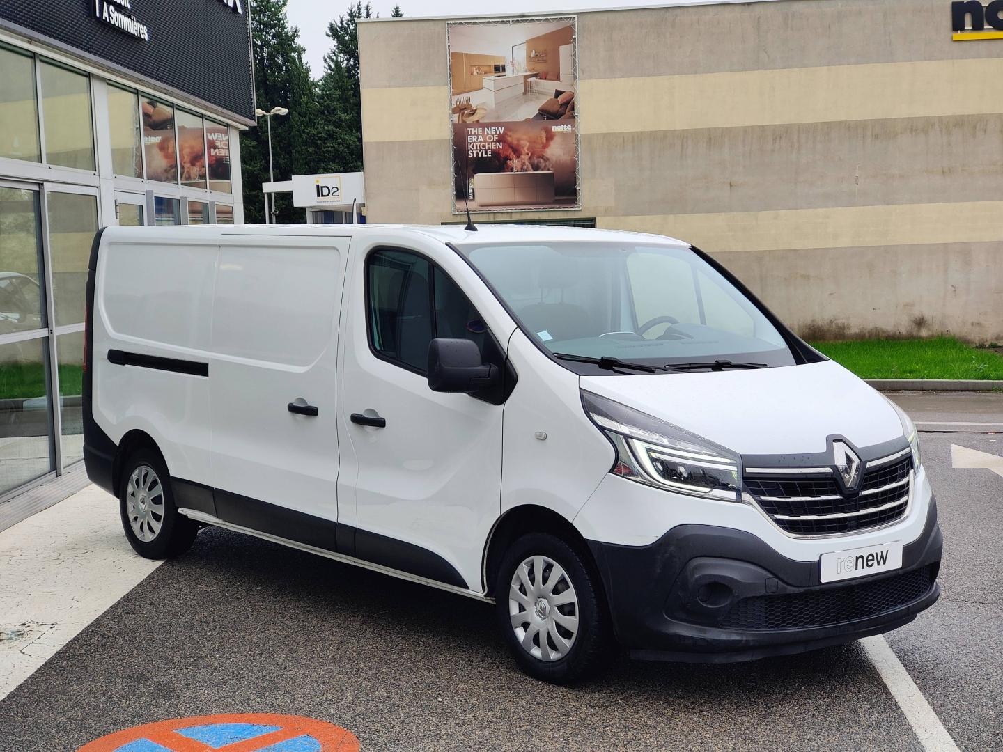 RENAULT Trafic Fg L2H1 1300 2.0 dCi 120ch Grand Confort E6 Renault-Sommières