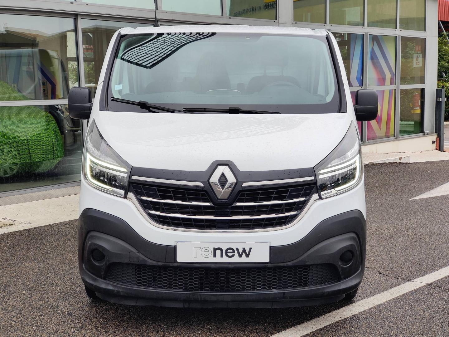 RENAULT Trafic Fg L2H1 1300 2.0 dCi 120ch Grand Confort E6 Renault-Sommières