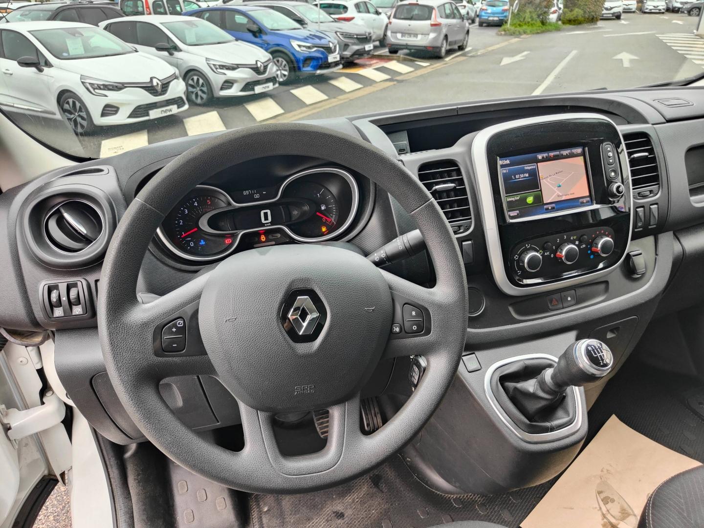 RENAULT Trafic Fg L2H1 1300 2.0 dCi 120ch Grand Confort E6 Renault-Sommières