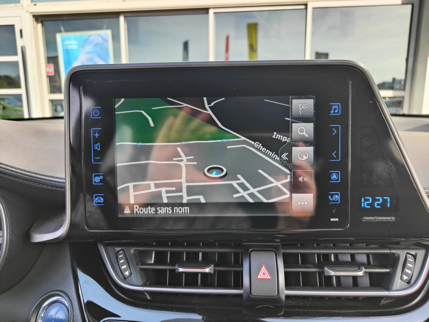 TOYOTA C-HR 122h Graphic 2WD E-CVT Renault-Sommières